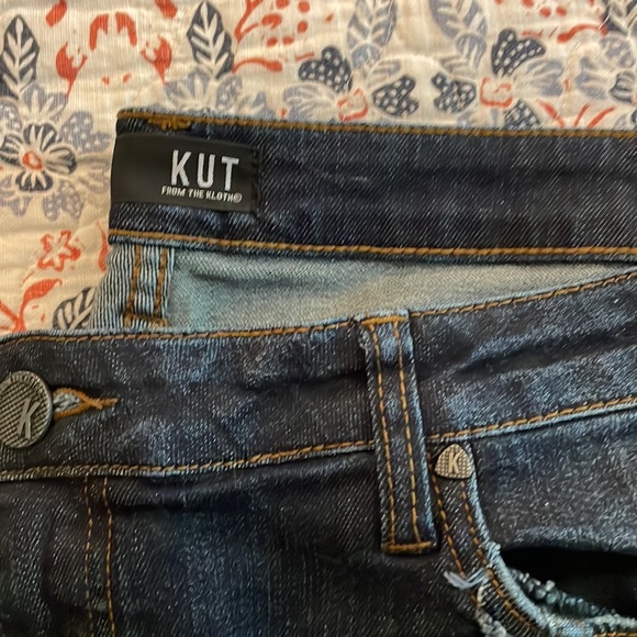 Kut from the Kloth Boyfriend Distressed Reese Jeans Size 14 - Picture 2 of 7